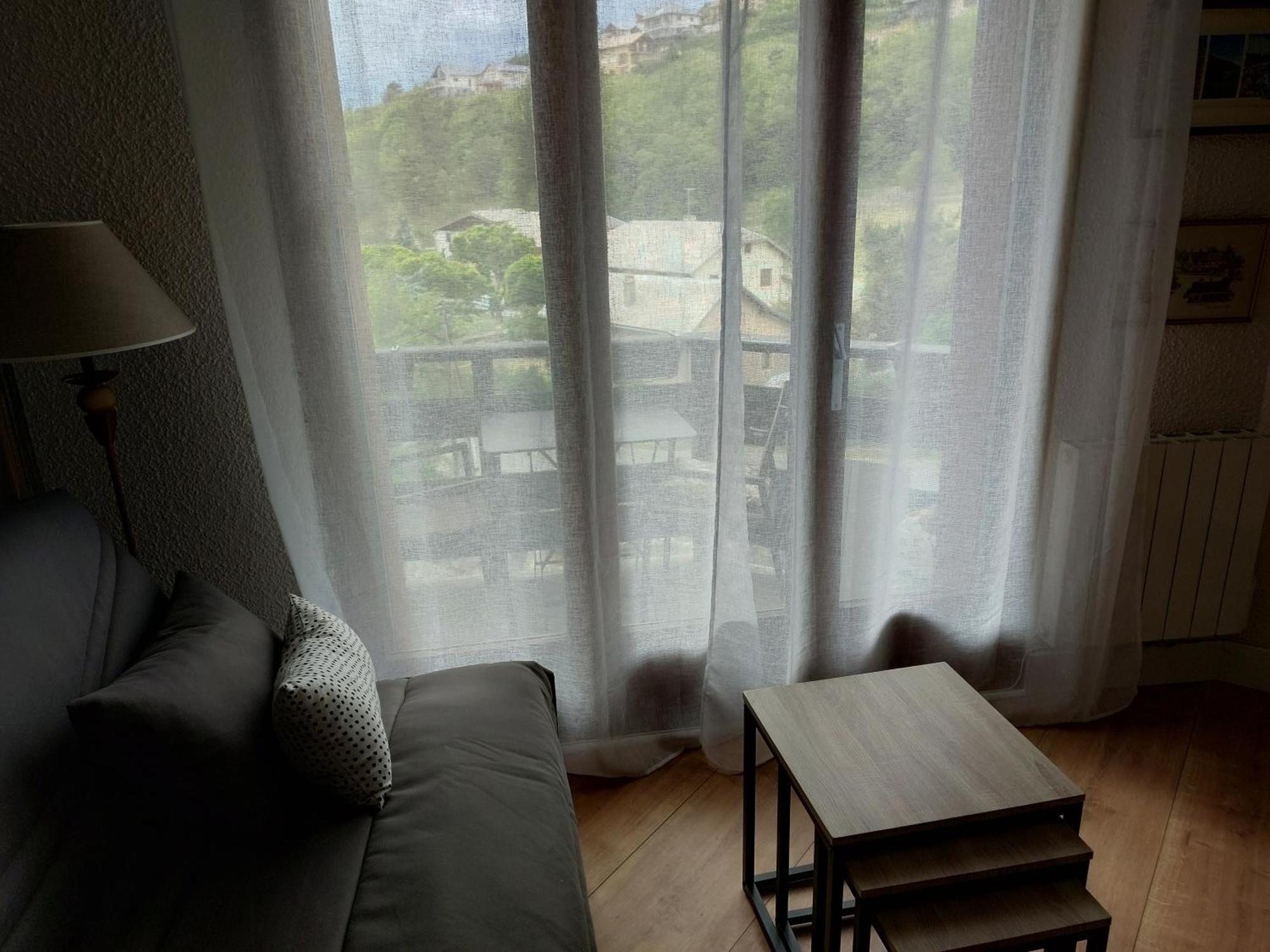 אמבראן Appartement En Residence Proche Du Plan D'Eau מראה חיצוני תמונה